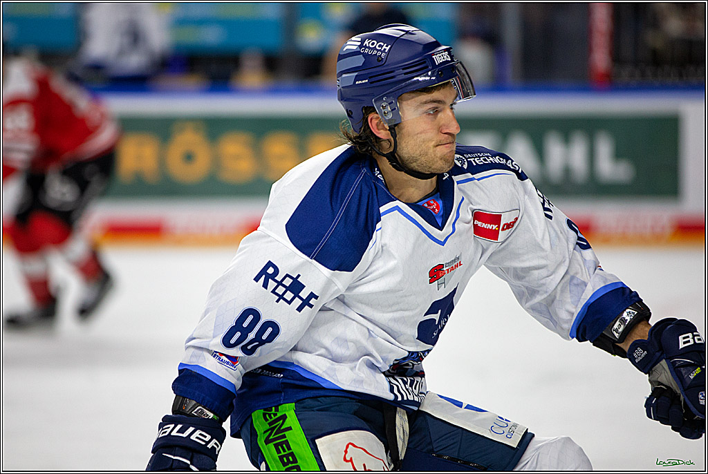 PENNY DEL; Koelner Haie- Straubing Tigers; Koeln, 09.10.2022